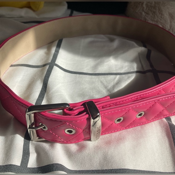 Hot pink madden NYC belt - Picture 1 of 3